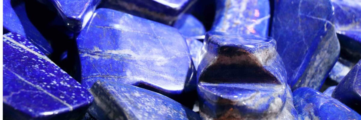 Lapislazuli: ein kraftvoller Heilstein mit großer Wirkung